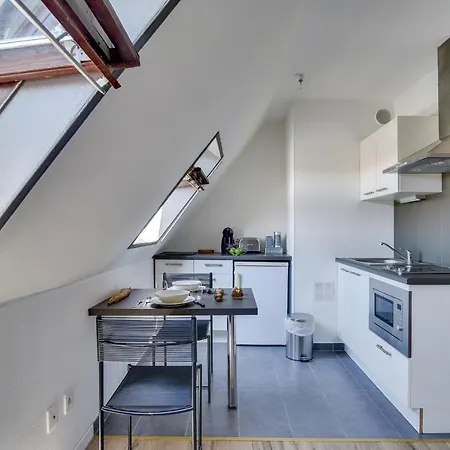 Studio Moderne Dans Le District De Neudorf Apartamento *