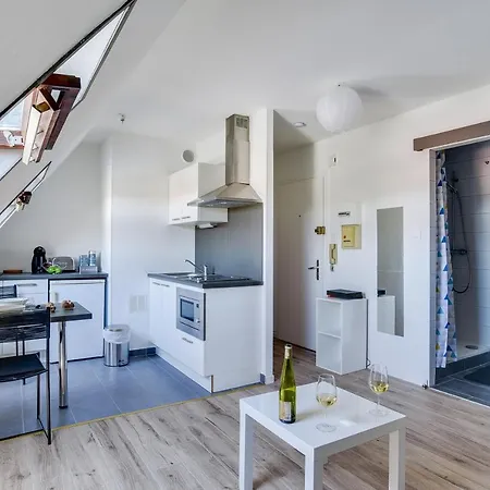 Studio Moderne Dans Le District De Neudorf Apartamento