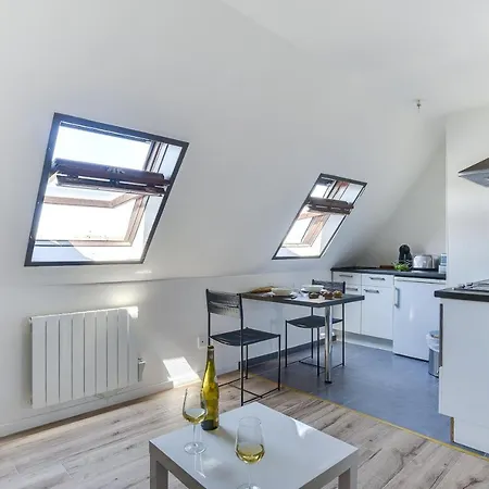 Studio Moderne Dans Le District De Neudorf Διαμέρισμα